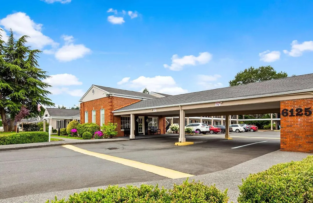 Best Western Lakewood- Historic Landmark-1