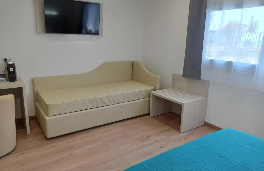 Tropical Suite-1