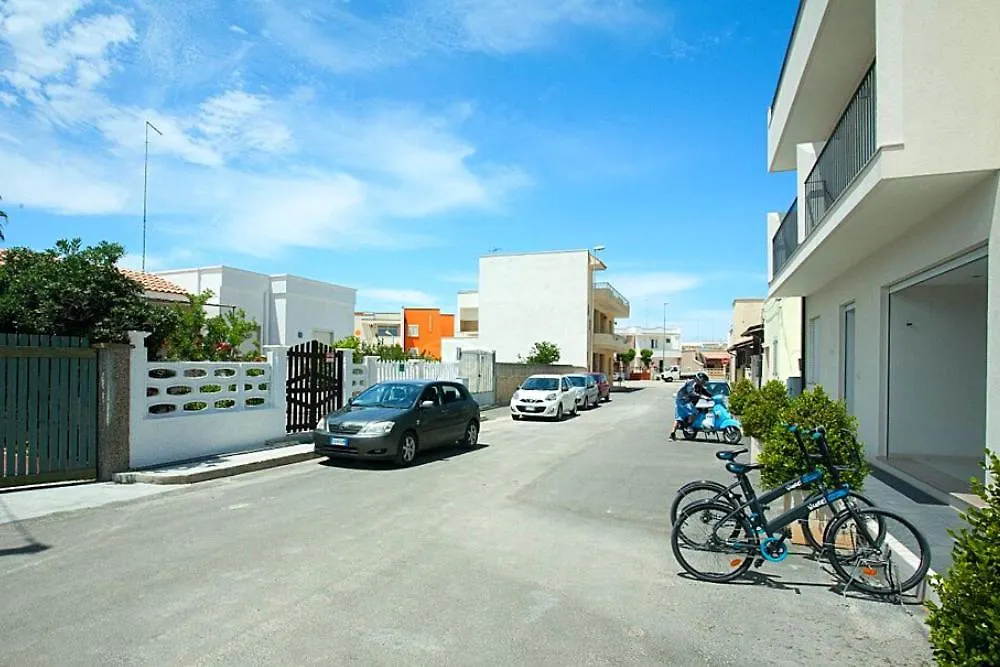 Gg77 Hotel La Spiaggia-1