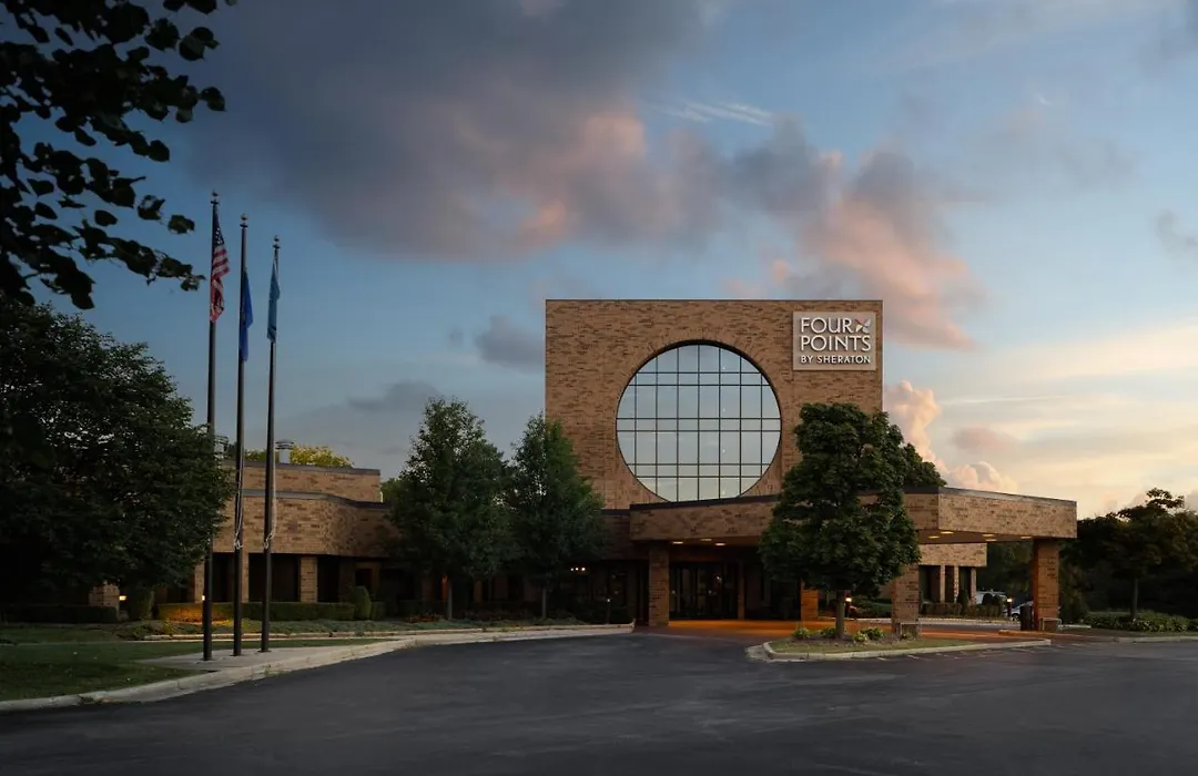 Four Points By Sheraton Milwaukee North Shore-1