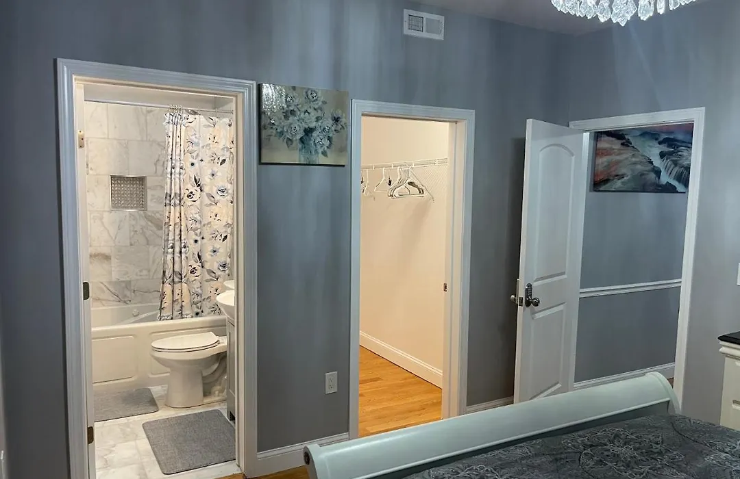 Brand New Luxury Rooms Near Downtown Boston-1