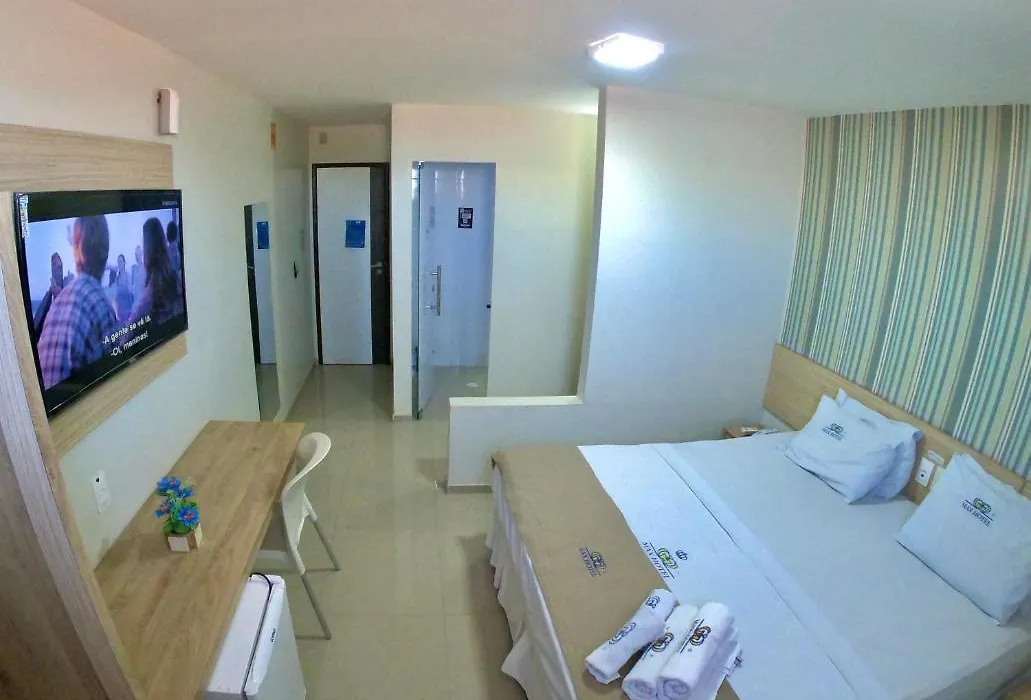 Max Hotel-1