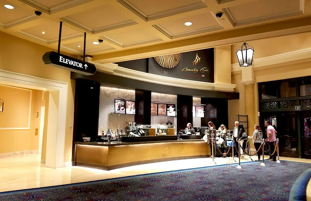 Amalz 1 Bedroom 2 Bathroom Balcony Suites At Mgm Signature !-1
