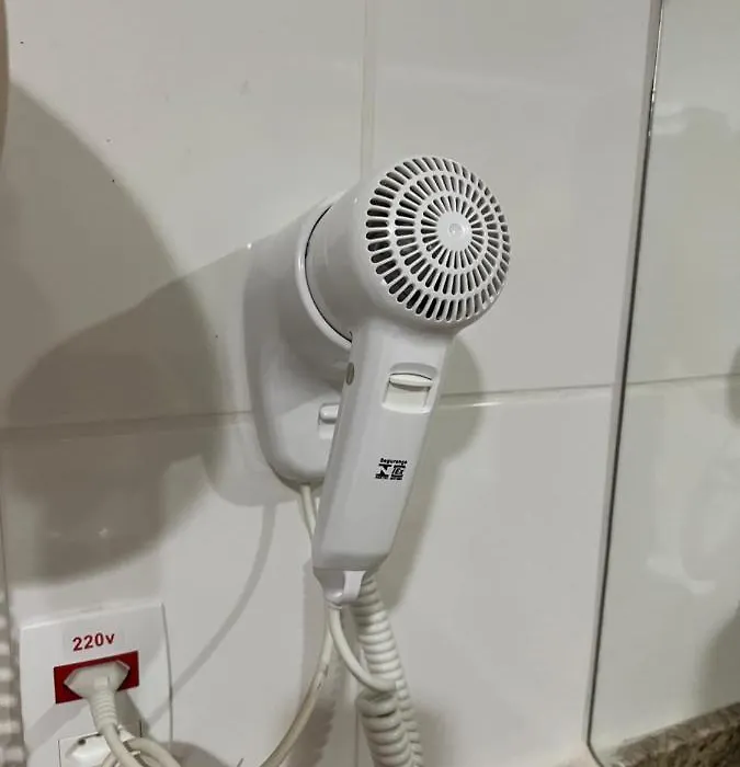 Apartamento no tropical executive hotel com varanda, 1 cama de casal e 2 camas de solteiro-1
