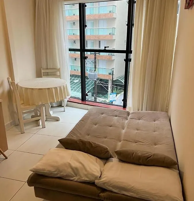 Flat Na Praia Do Gonzaga Em Santos! Consulte Condicoes Para O Ano Novo!-1