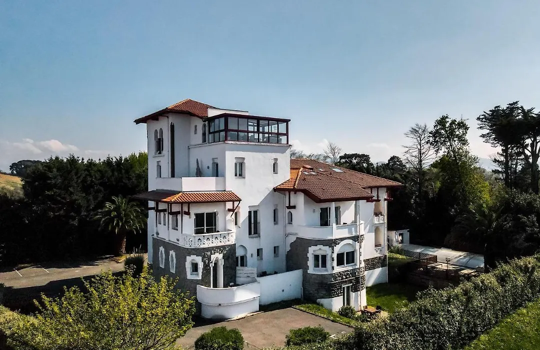Résidence Château d'Acotz - Appartements avec piscine à 300m des Plages&Océan-1