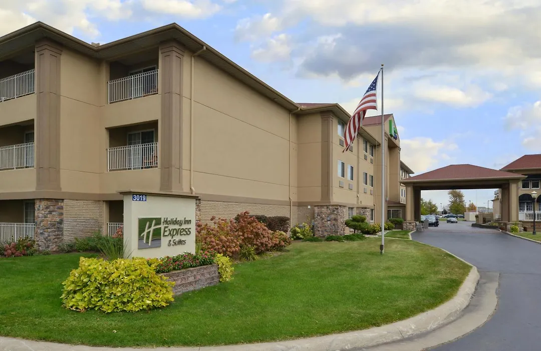 Holiday Inn Express Hotel & Suites-Saint Joseph By Ihg-1