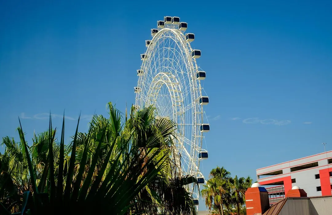 Holiday Inn Express & Suites Orlando At Seaworld By Ihg - With Free Shuttle Service To Seaworld Parks-1