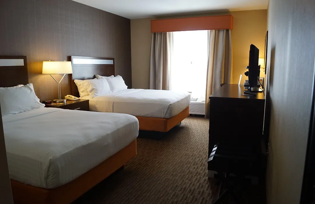 Holiday Inn Express Hotel & Suites Watertown - Thousand Islands By Ihg-1