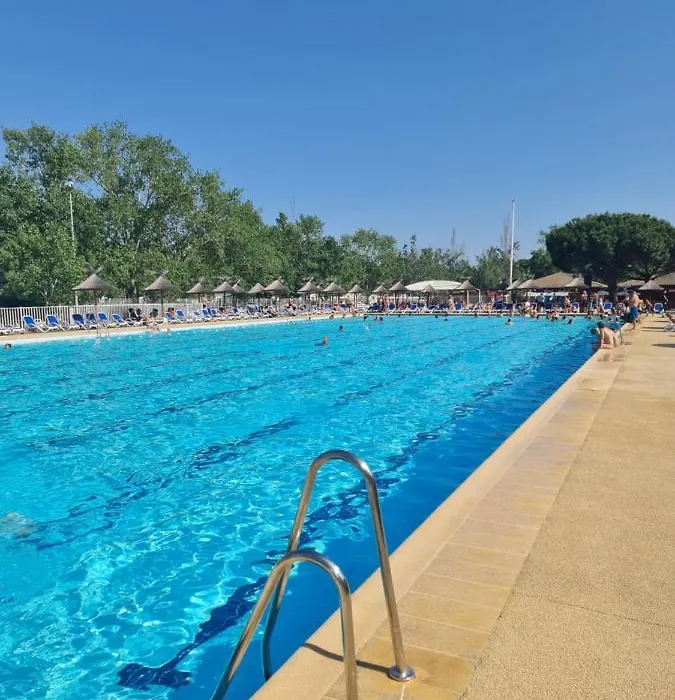 Mobihome Clim Camping Elysee Residence Hoteliere Port Camargue-1