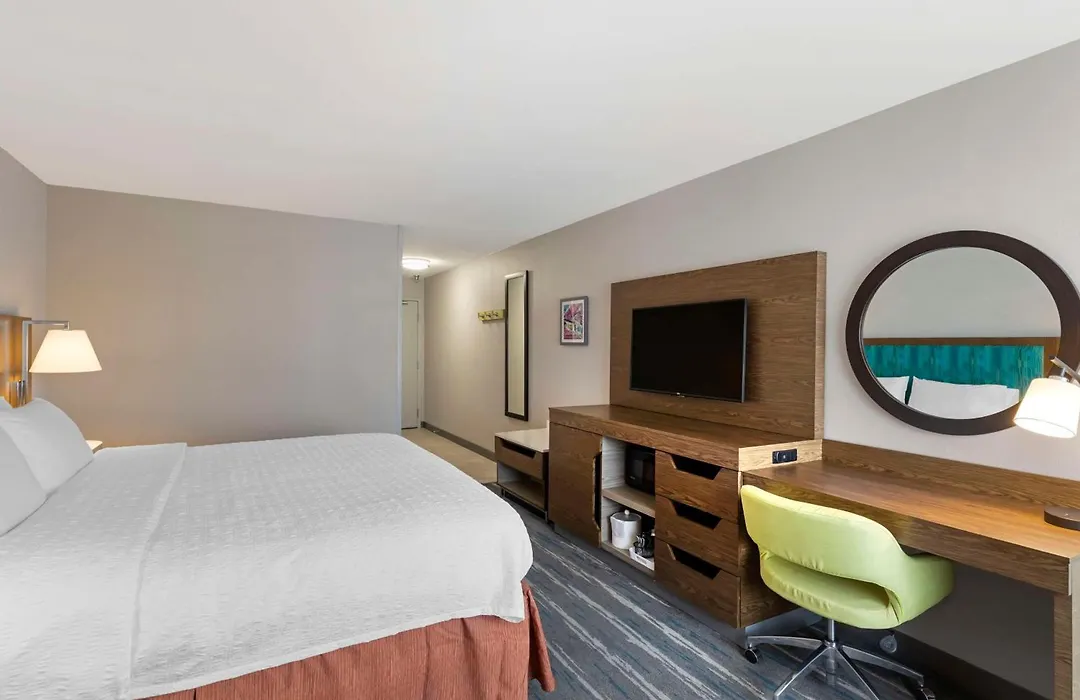 Hampton Inn Fort Collins-1