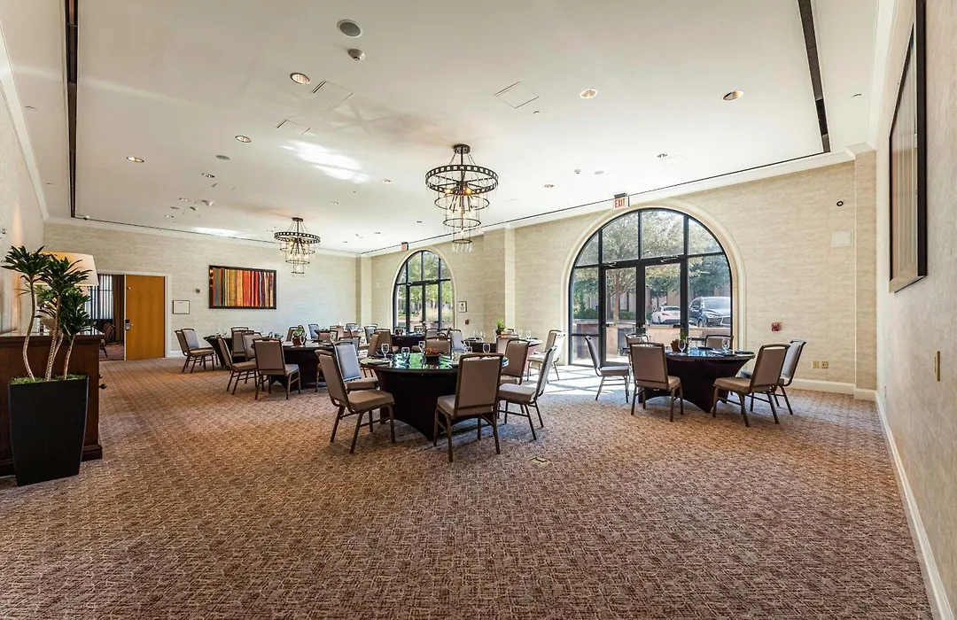 Sheraton Hotel Stonebriar-1
