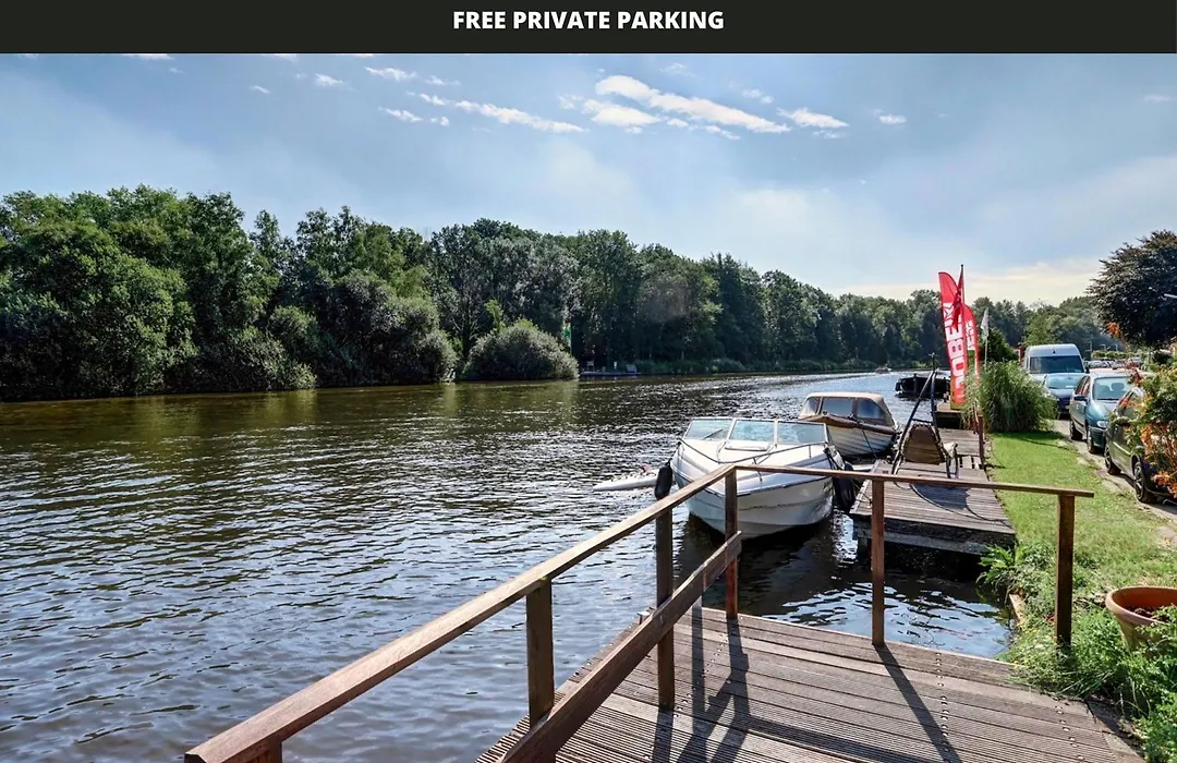 Amsterdam Lake Hotel-1