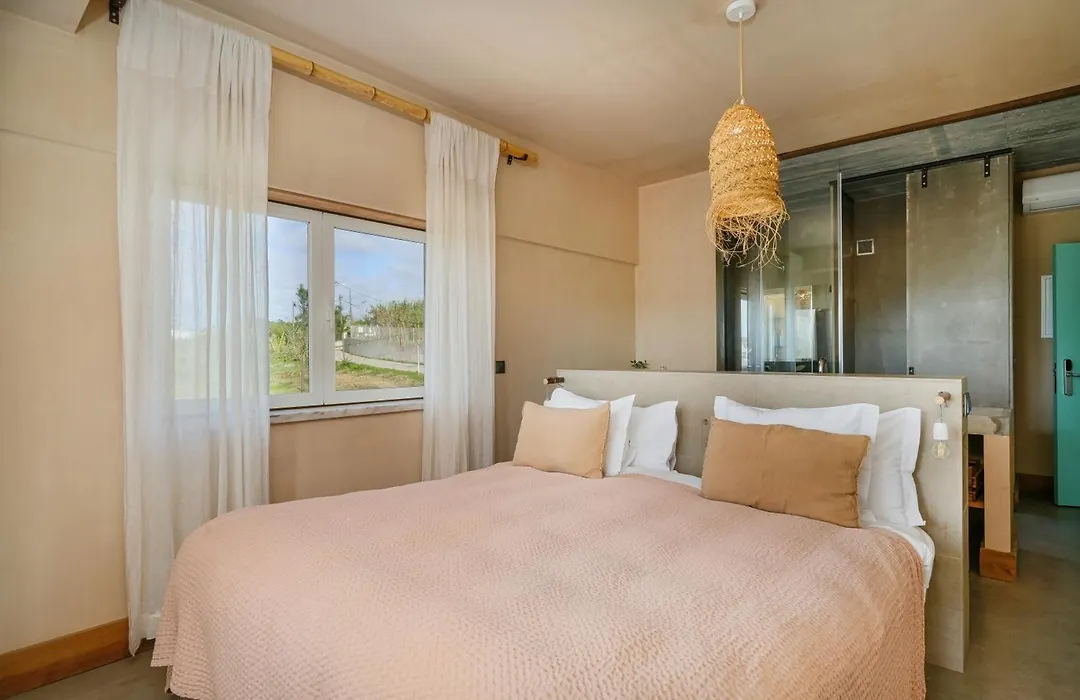 Azenhas Do Mar Valley House-1