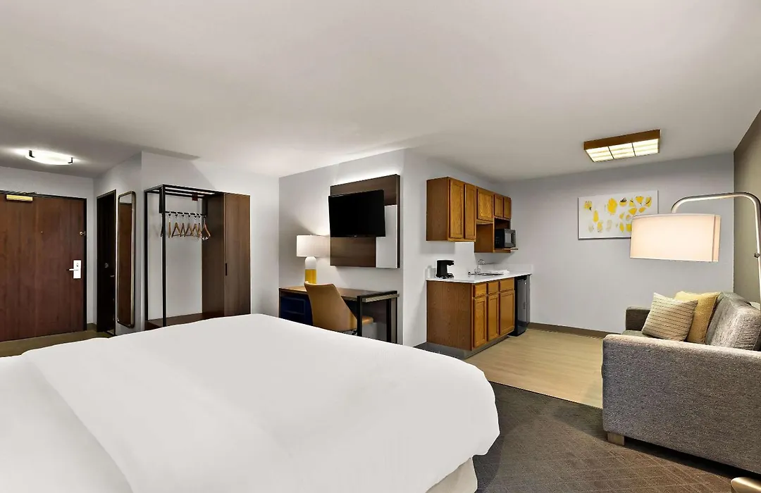 Comfort Inn & Suites Fremont-1