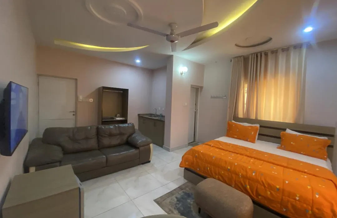 C7 Hazelwood Residence&Suites-1