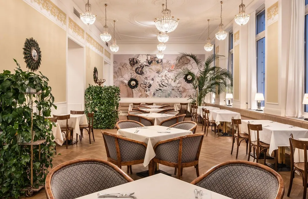 Eurostars Uhotel-1