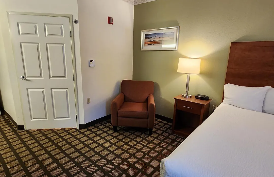 Baymont By Wyndham Mackinaw City-1