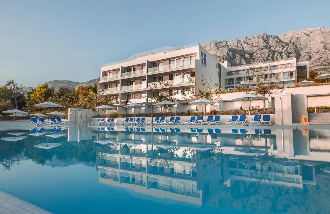 Romana Beach Resort-1