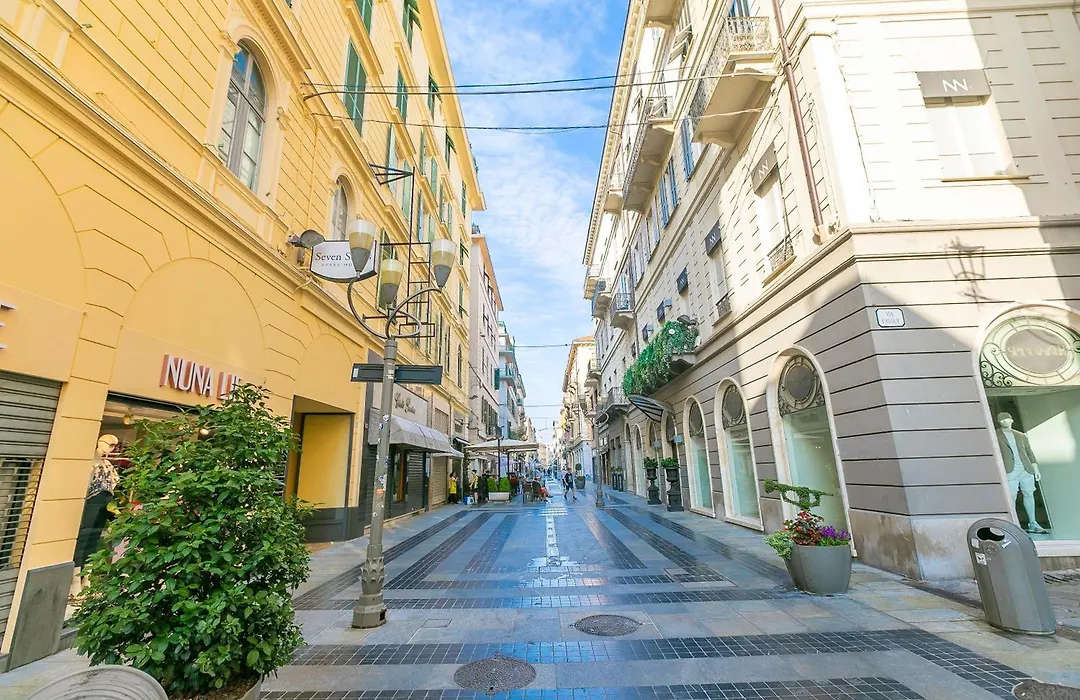 Seven Suites Apartments - Via Matteotti 178-1