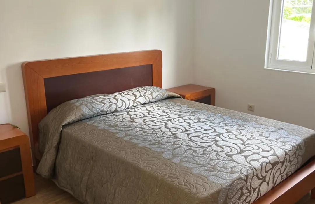 Funileiro, Apartamentos E Quartos-1