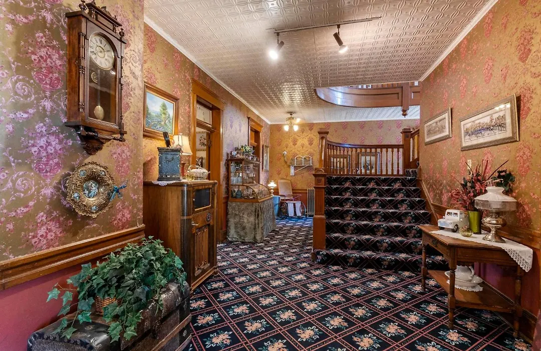 Cripple Creek Hospitality House-1