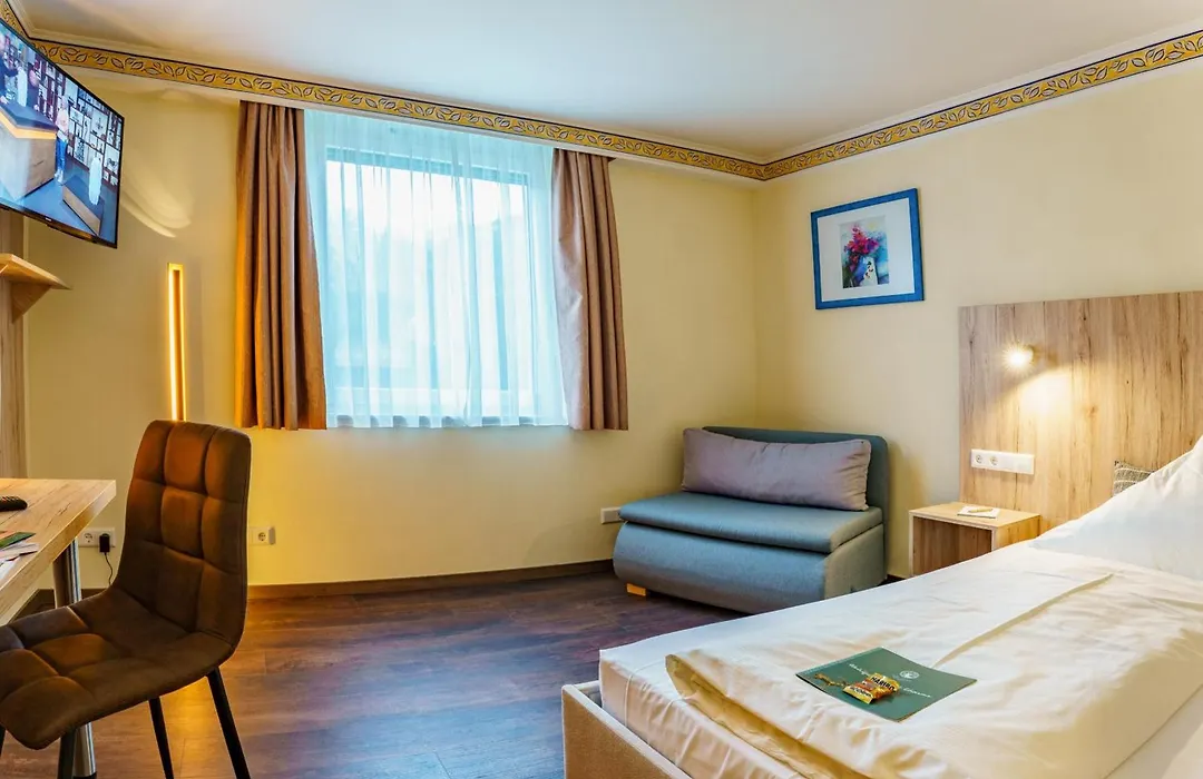 Hotel Hirsch-1