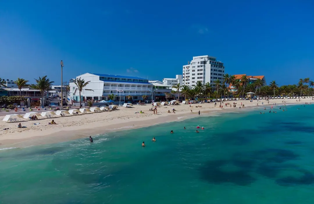 Hotel Bahia Sardina-1