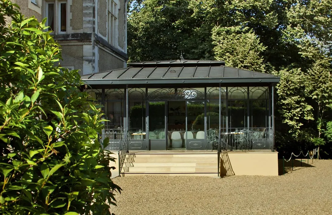 L'Orangerie du Château des Reynats-1