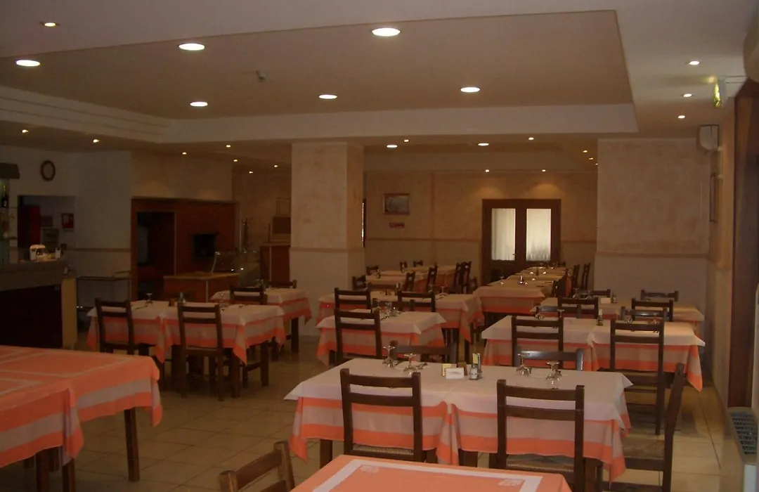 Hotel Trasimeno-1