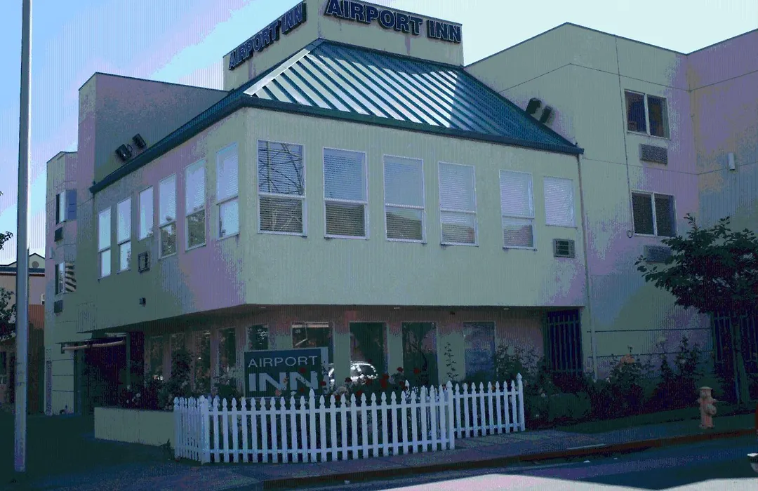 Airport Inn-1