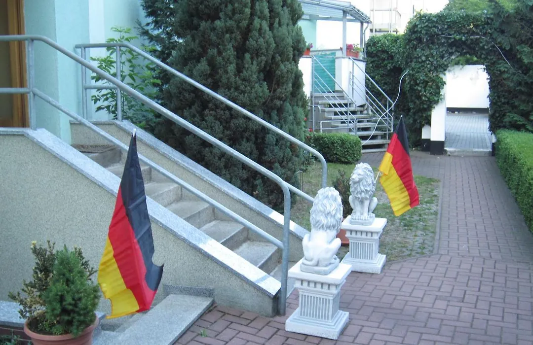Ahorn Hotel-1