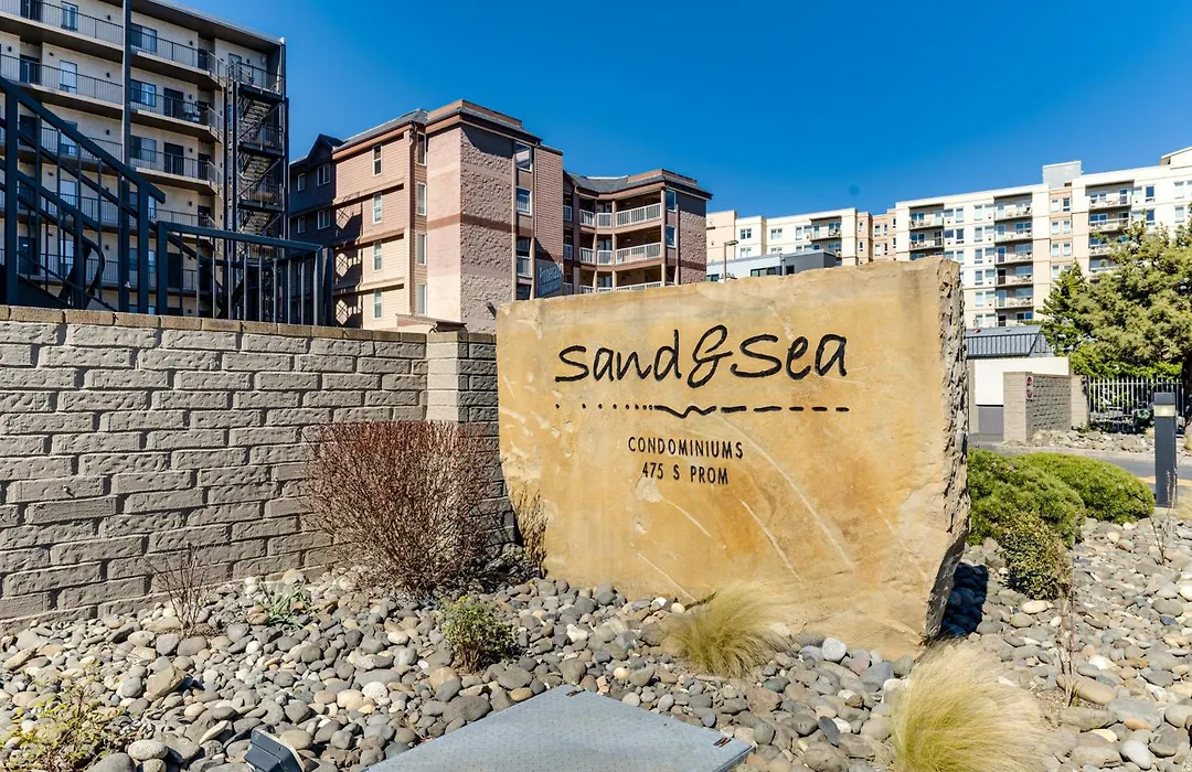 Sand & Sea: Coastal Cove-1