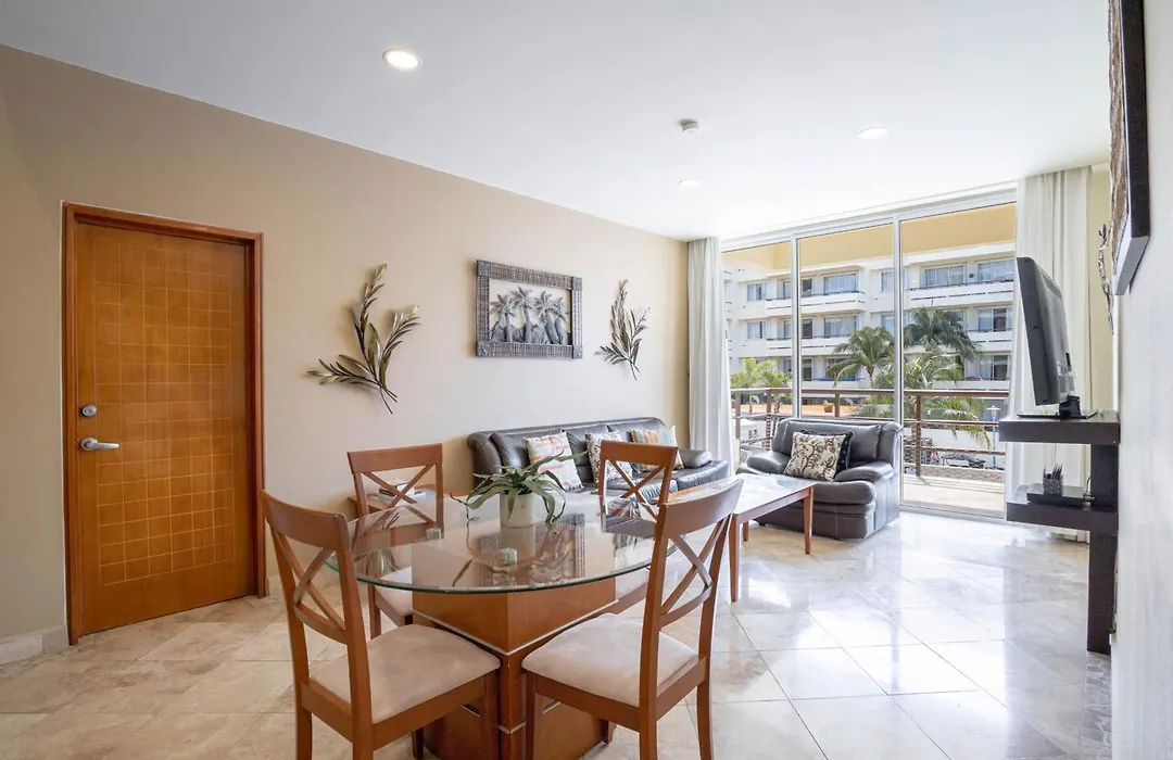 Ixchel Beach Hotel-1