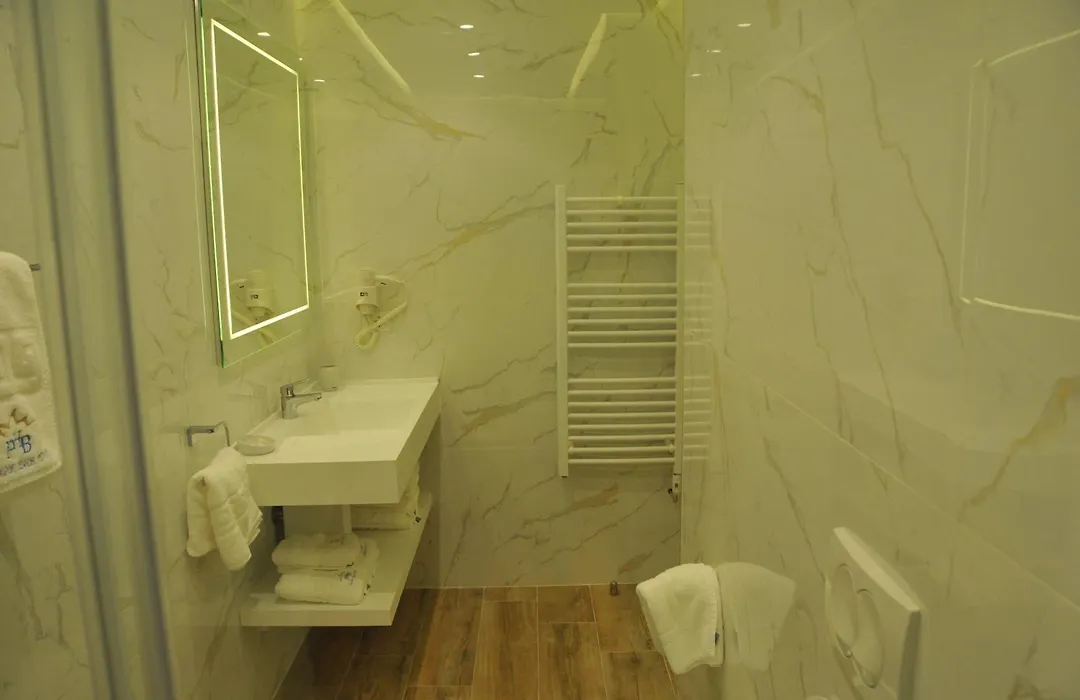 Paradise Beach Hotel-1