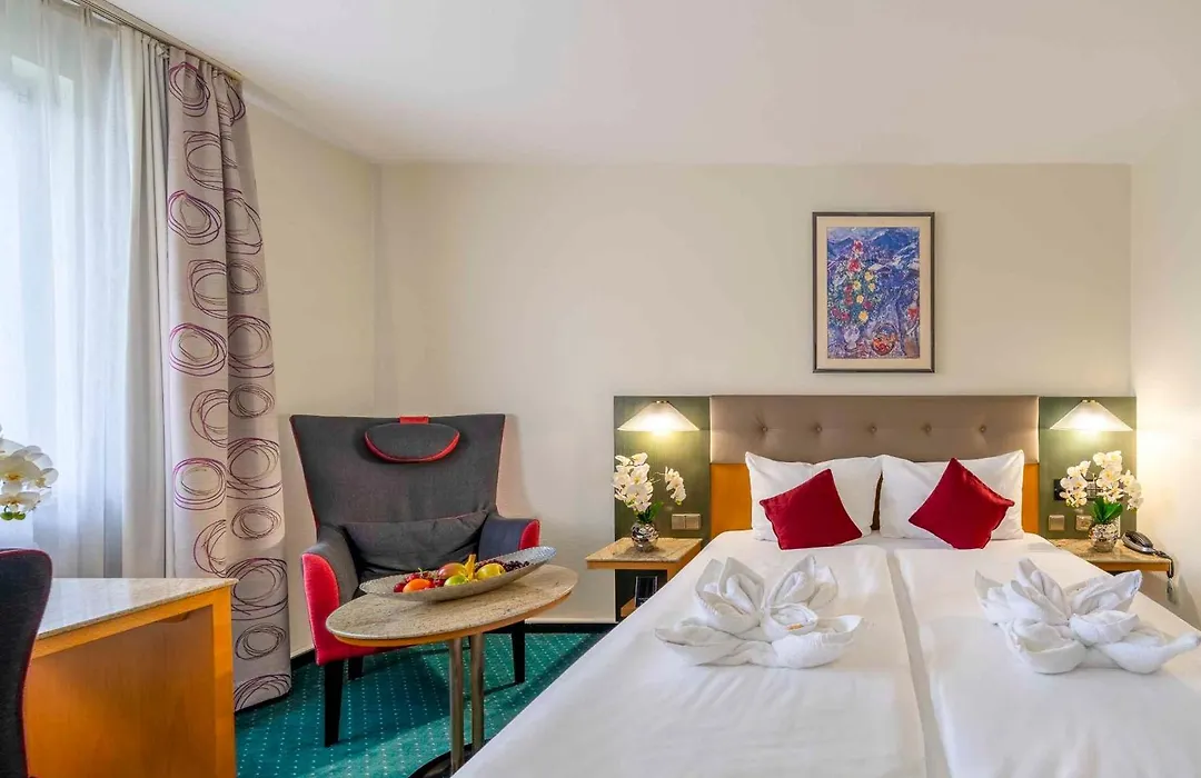 PLAZA Hotel Blankenburg Ditzingen, Sure Hotel Collection-1
