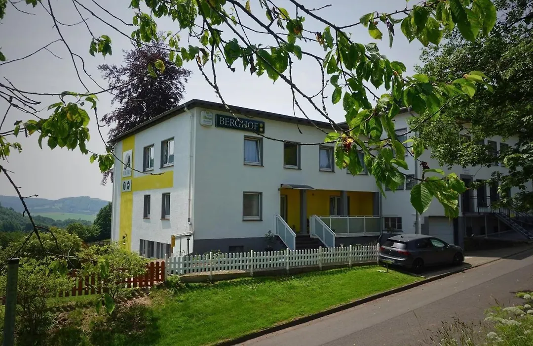 Genussgasthof Fuldaquelle&Berghof Wasserkuppe-1