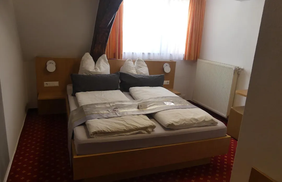 Hotel Traube-1