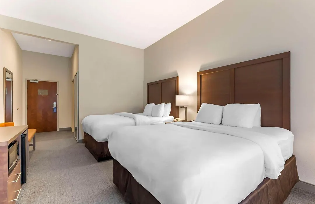 Comfort Inn & Suites Chestertown-1