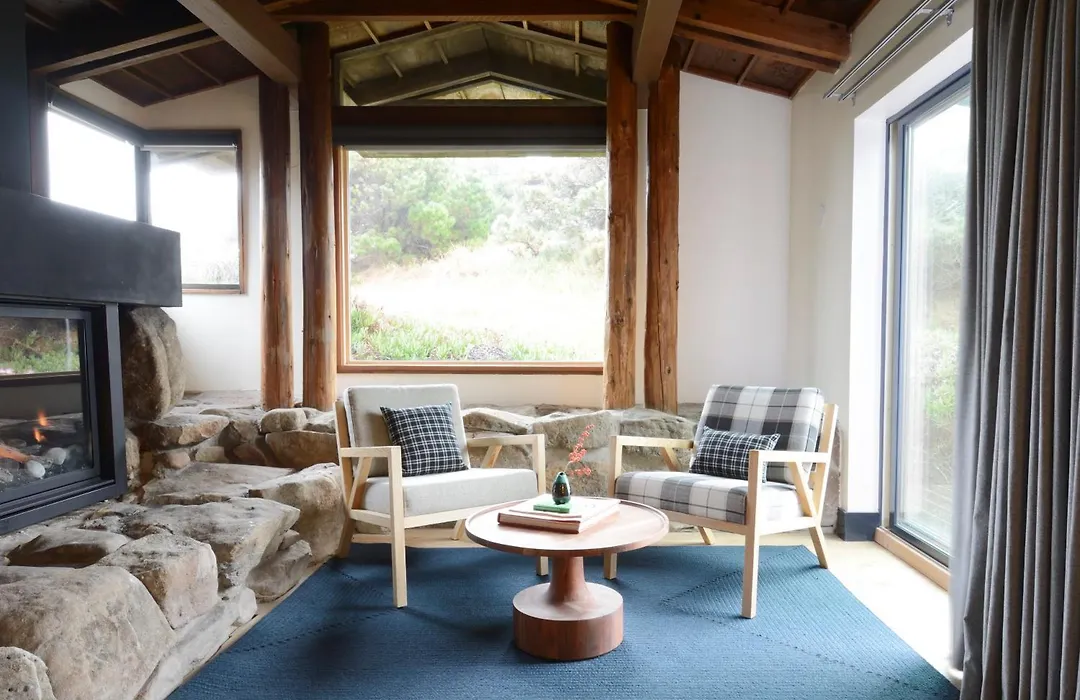 Timber Cove Resort-1