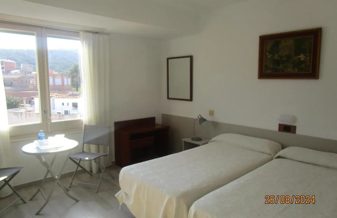 Hotel Apartaments Gesoria Porta Ferrada-1