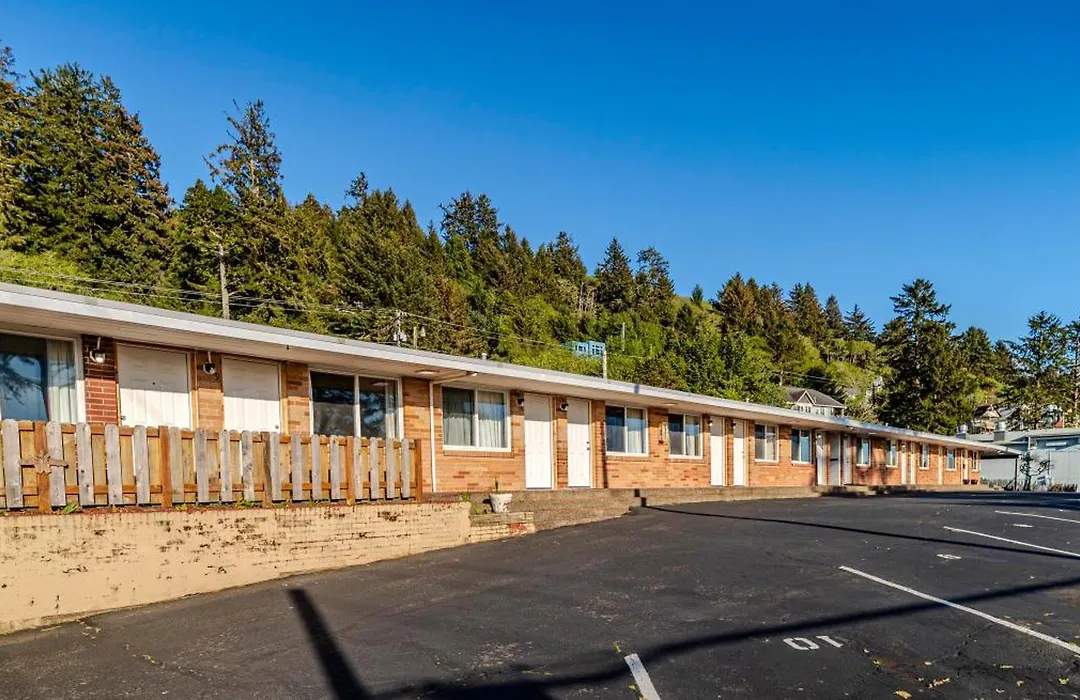 Fourwinds Inn-1