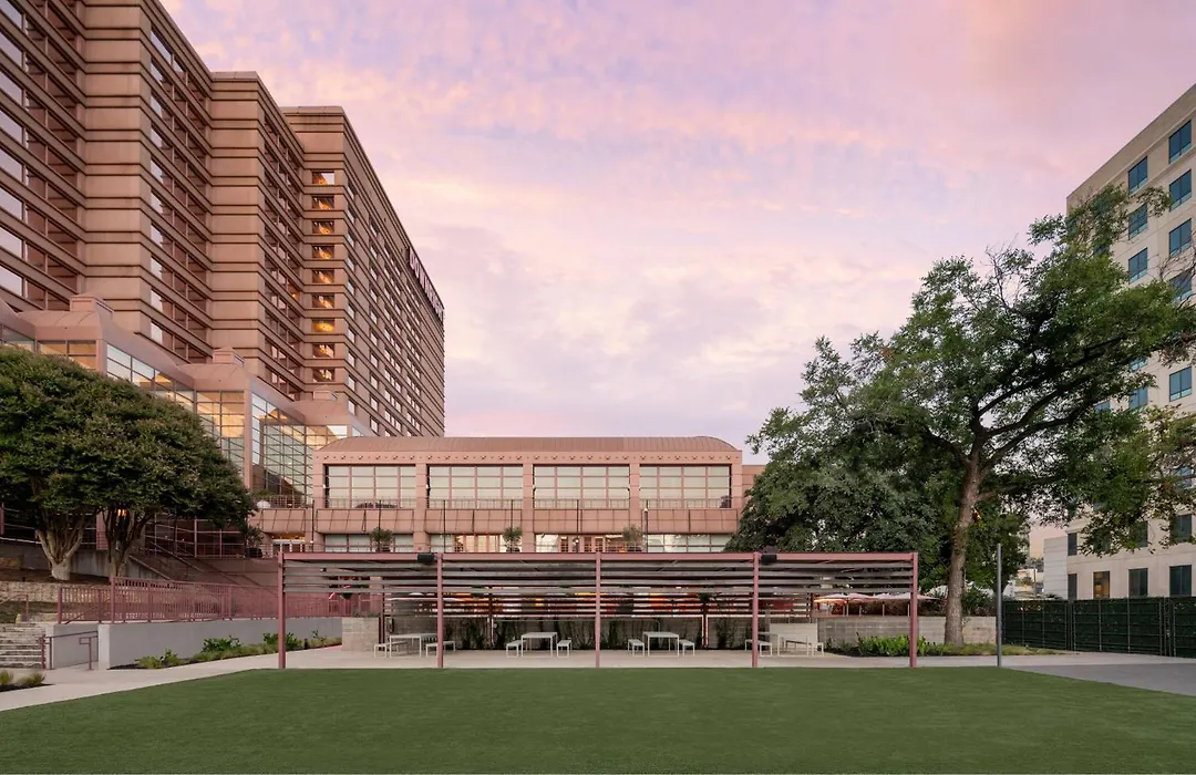 Renaissance Austin Downtown Hotel-1