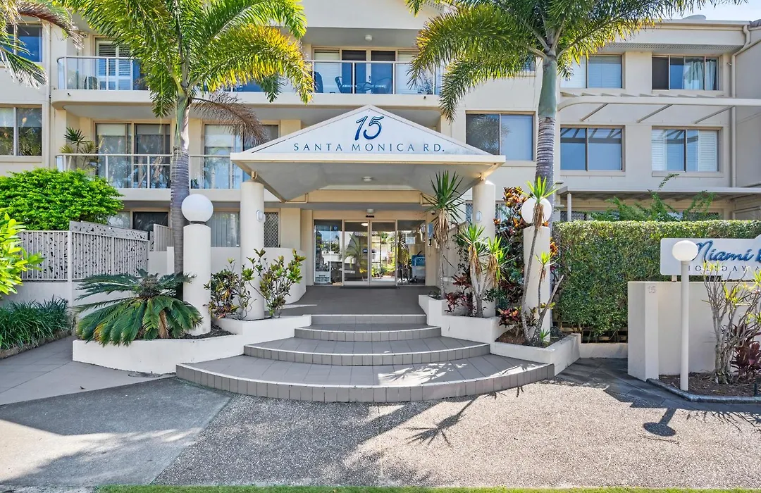Miami Beachside Holiday Apartments-1