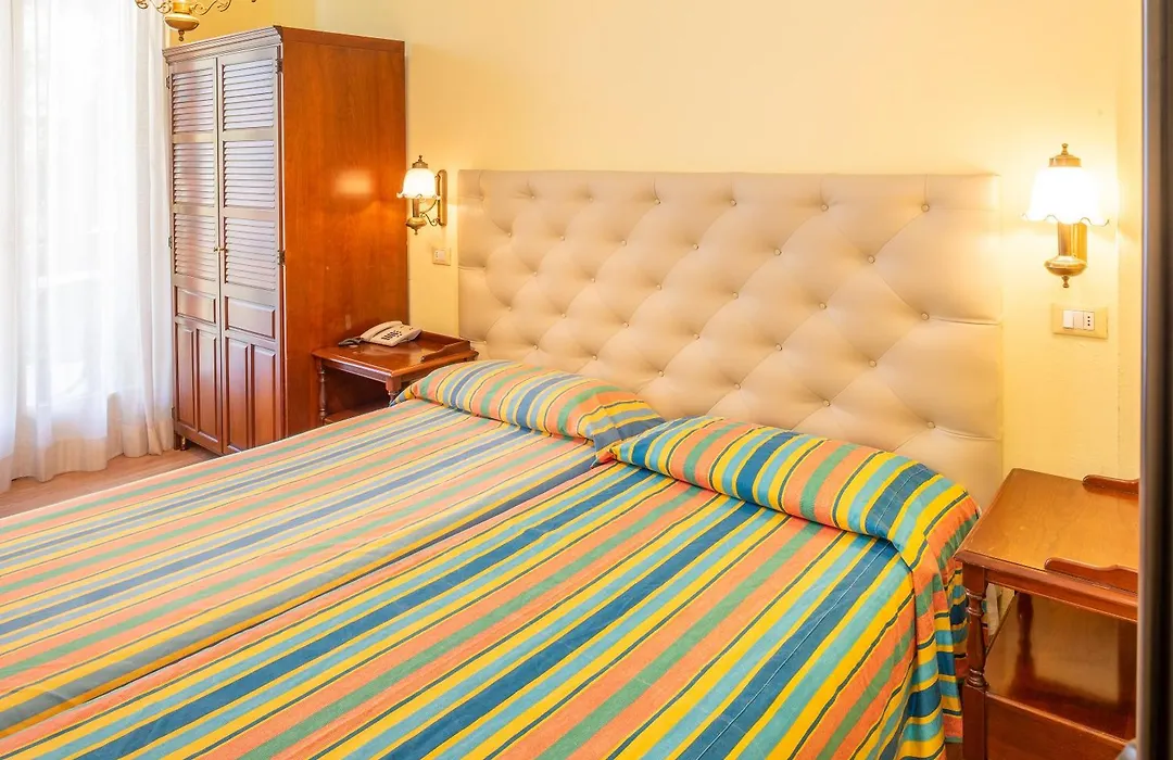 Hotel Palme & Suite-1