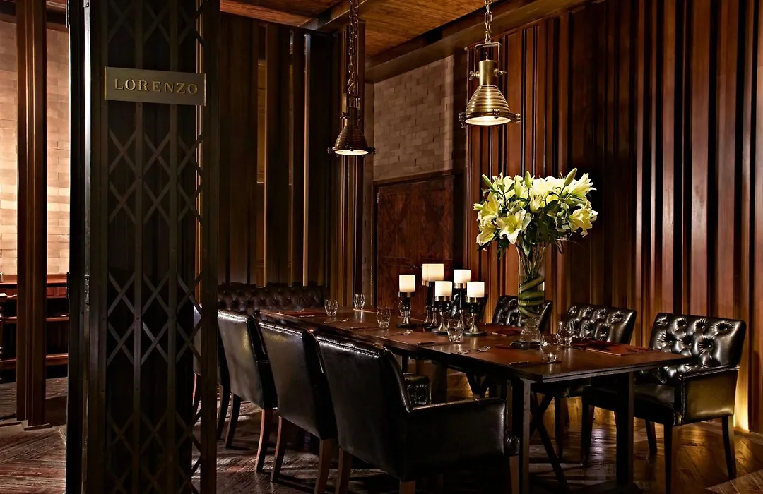 Hotel Muse Bangkok, Autograph Collection-1