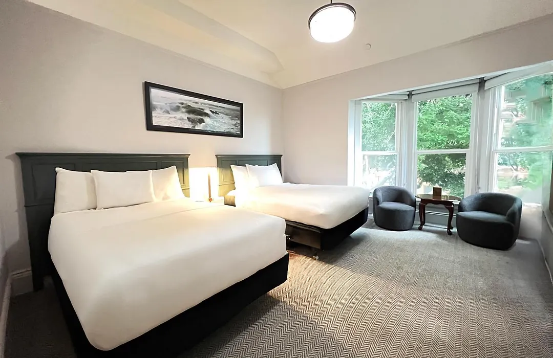 The Grove Inn-1