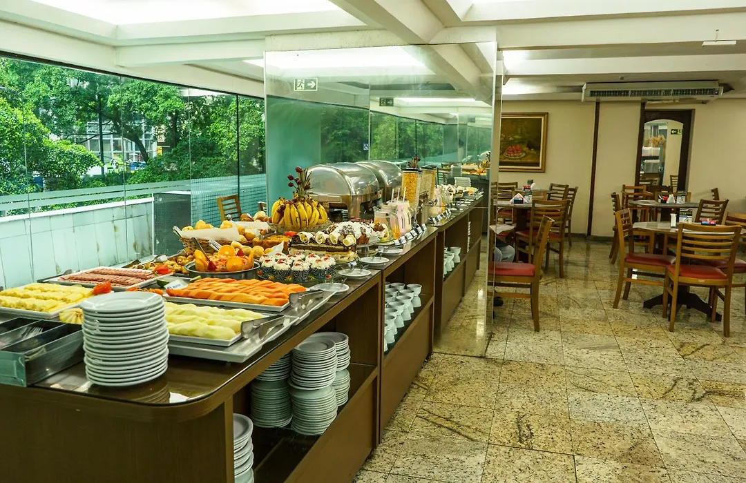 Hotel Dan Inn Express Porto Alegre by Nacional Inn - Próximo ao Complexo Santa Casa e Araújo Viana-1