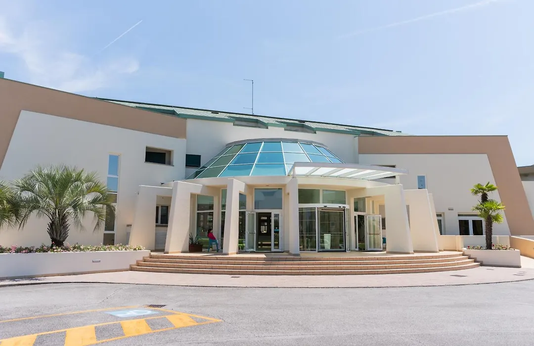 Hotel Maregolf-1