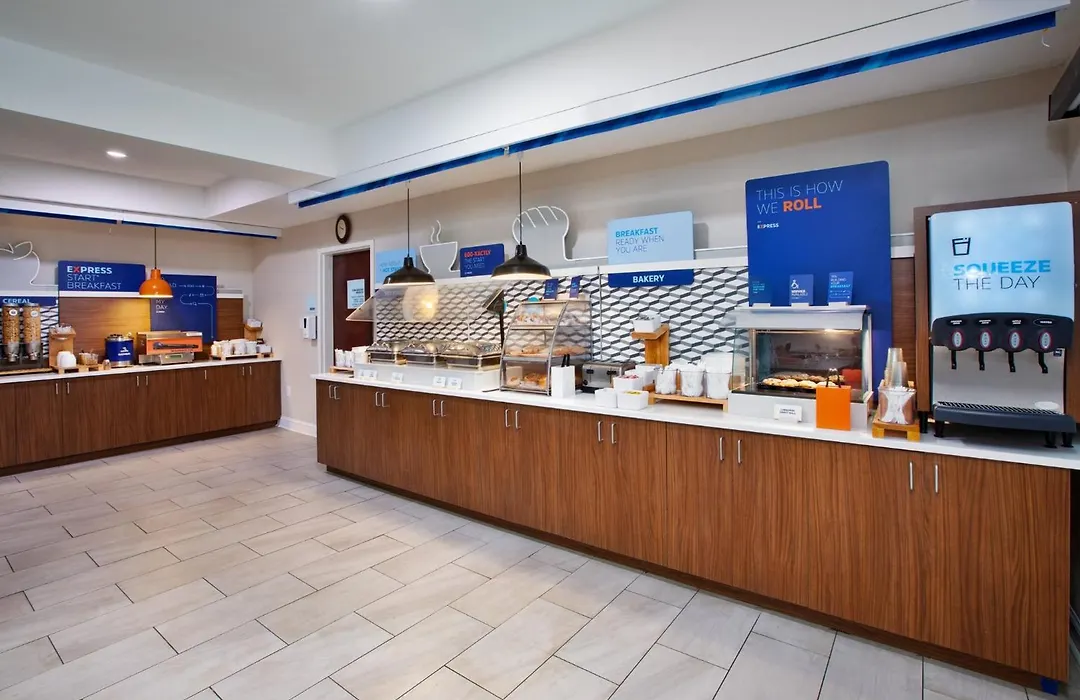 Holiday Inn Express Hotel & Suites - Sumter By Ihg-1